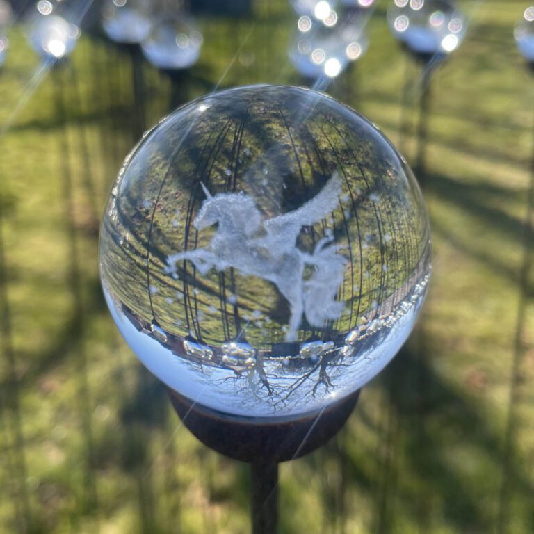 5061098722231 1 3D Crystal Ball Decorative Garden Stake Ornament Unicorn.jpg